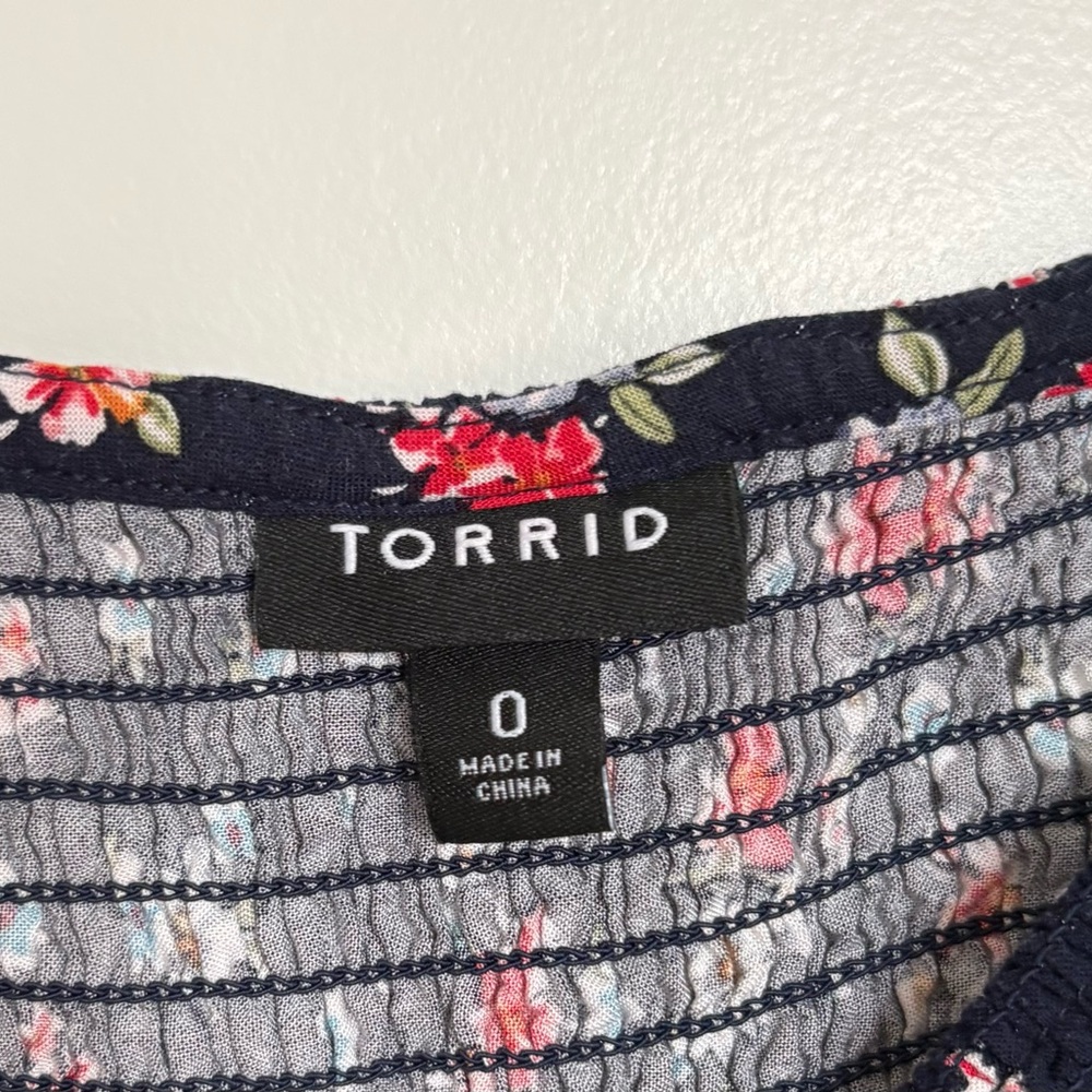 Torrid Navy Floral Off-Shoulder Dress with Red & White Blooms. Women size XS - Picture 4 of 9